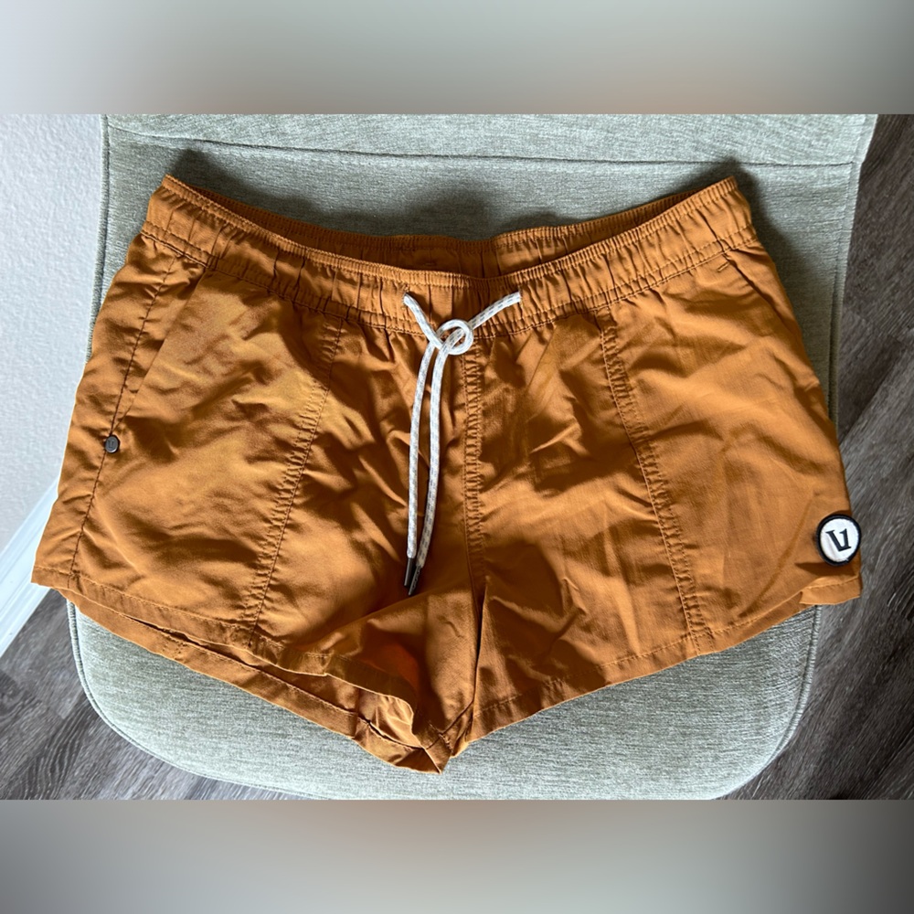 Vuori Kore lined athletic shorts